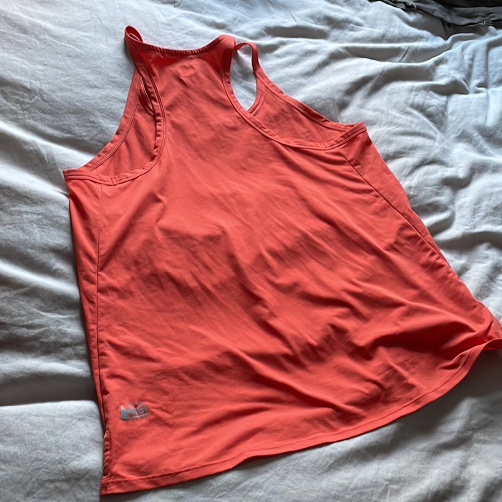 REI Tank - Picture 3 of 3